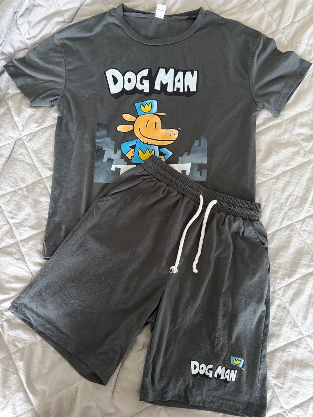Dog Man Graphic Tee & Shorts Set - Dark Gray